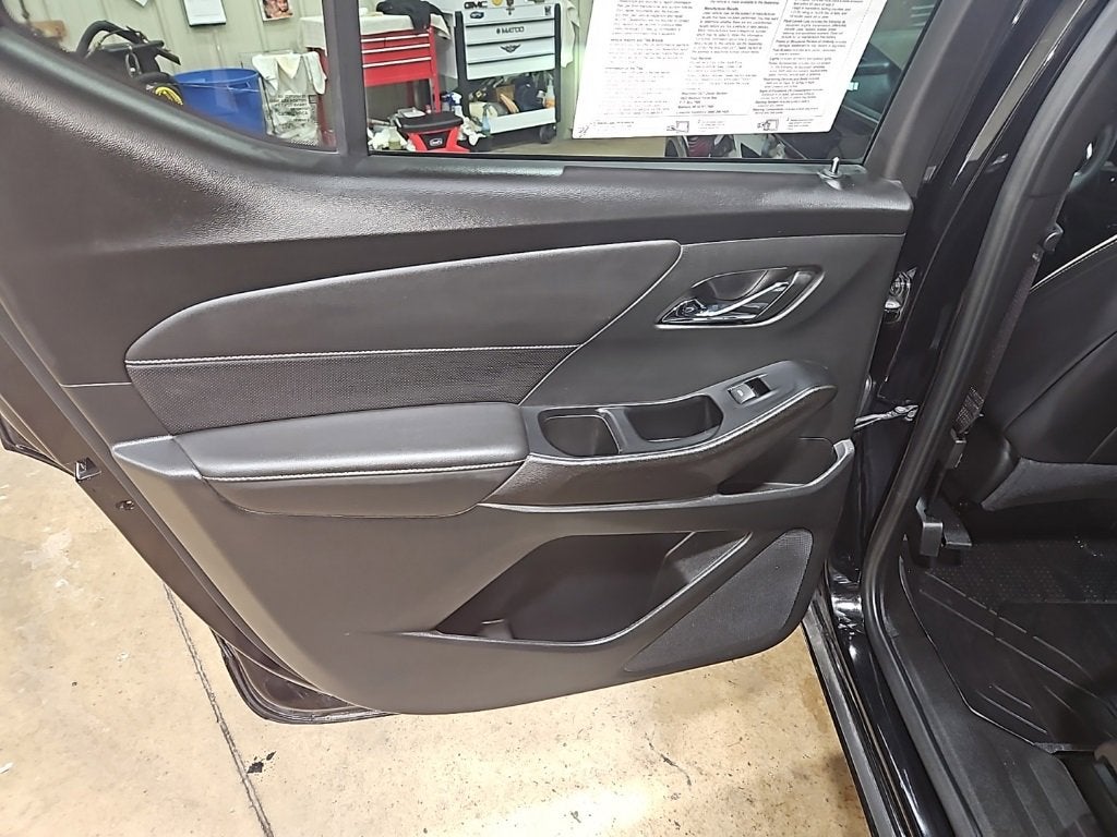 2024 Chevrolet Traverse Limited Premier