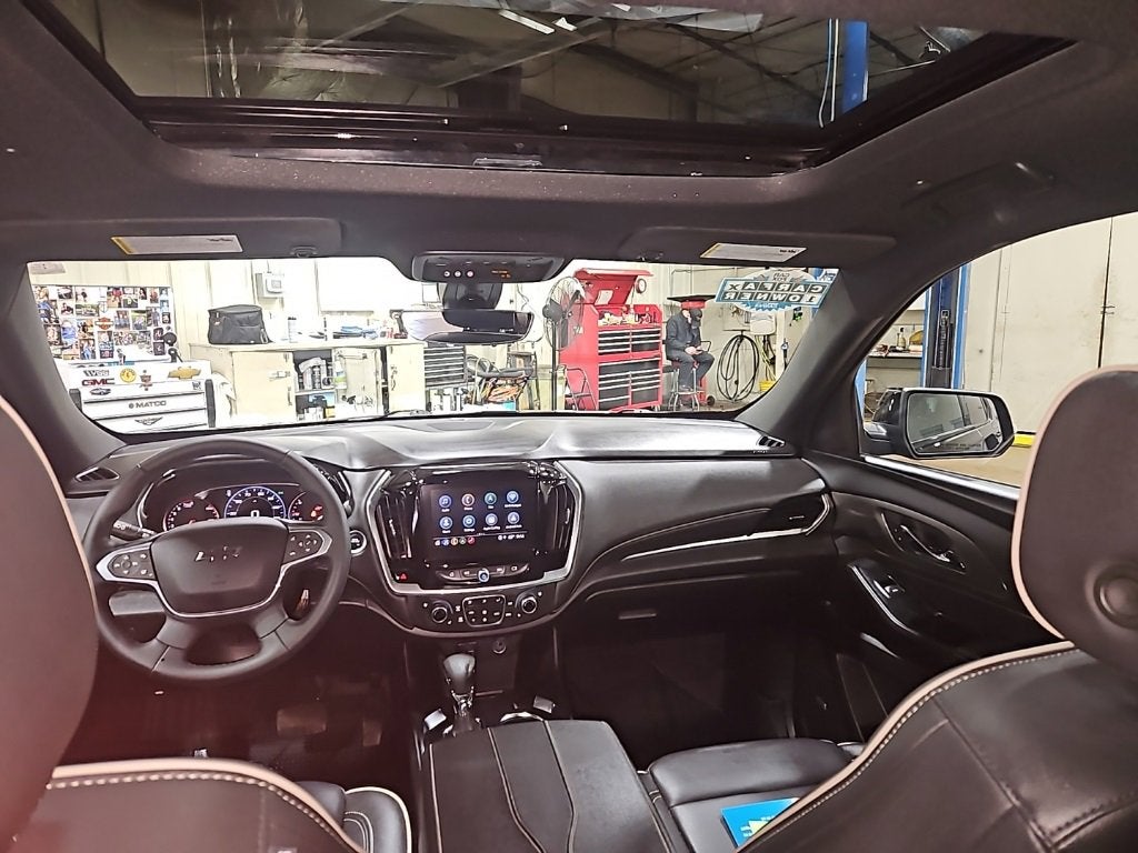 2024 Chevrolet Traverse Limited Premier