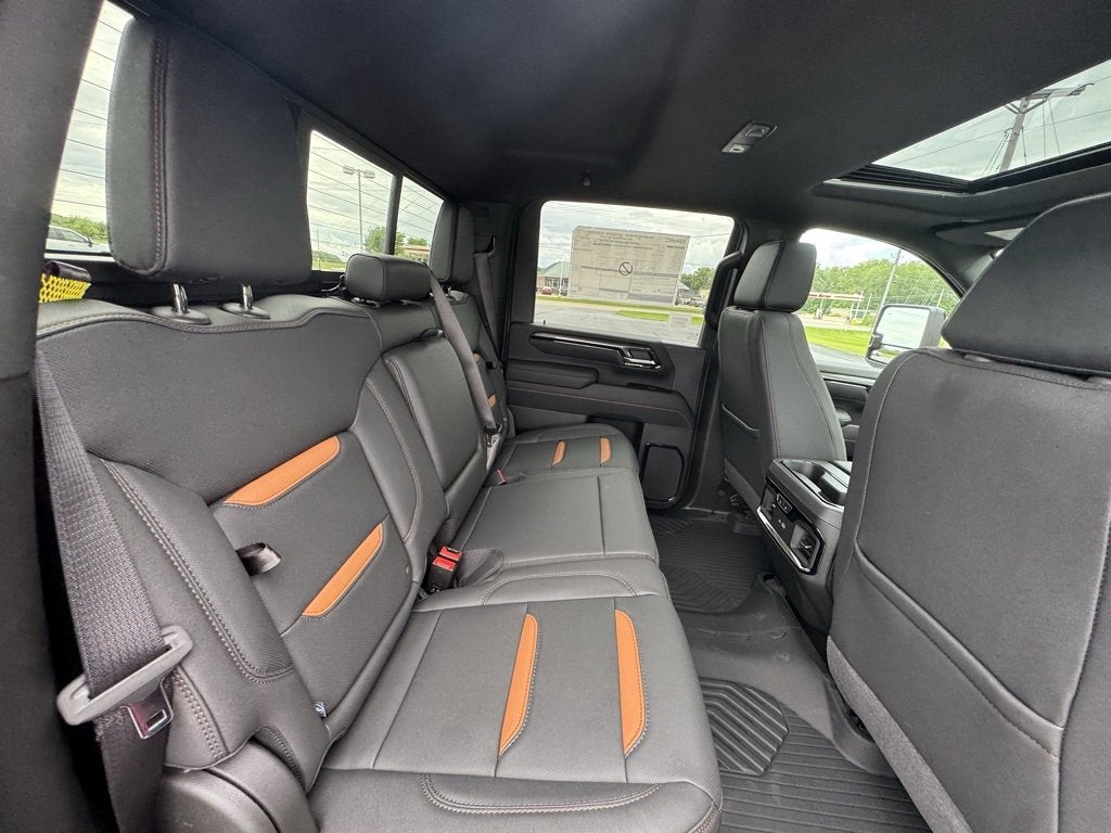 2025 GMC Sierra 2500 HD AT4