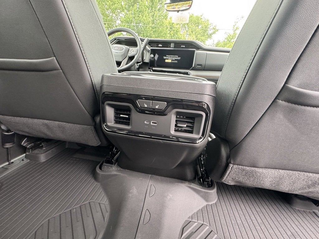 2025 GMC Sierra 2500 HD AT4