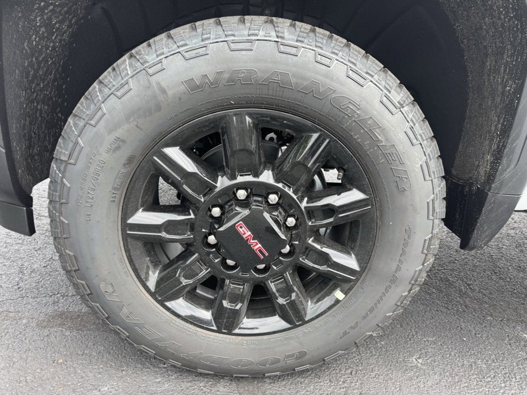 2025 GMC Sierra 2500 HD AT4