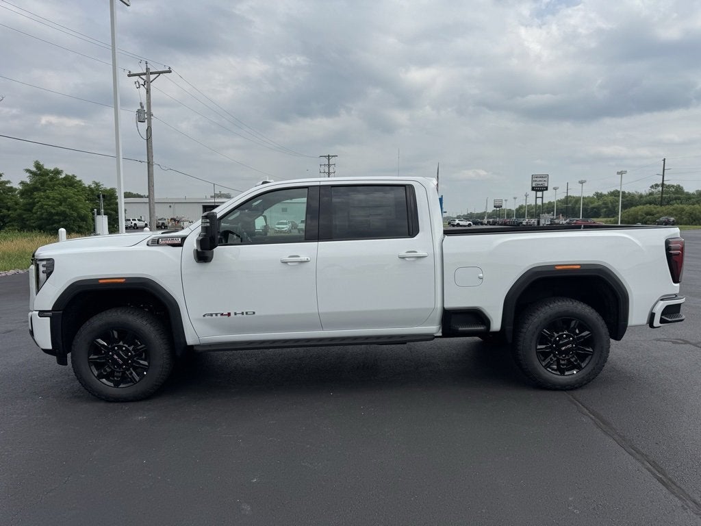 2025 GMC Sierra 2500 HD AT4