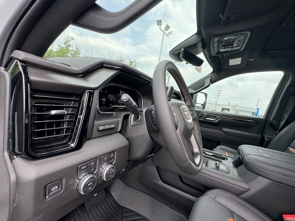 2025 GMC Sierra 2500 HD AT4