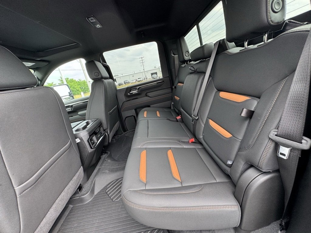 2025 GMC Sierra 2500 HD AT4