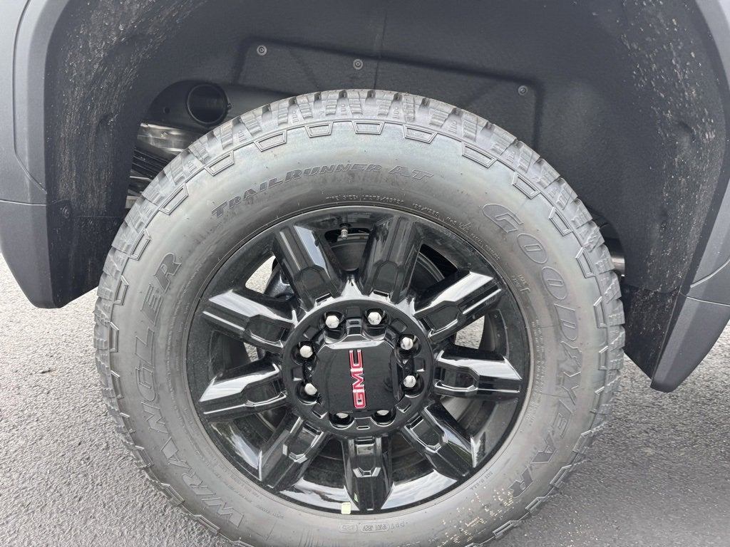 2025 GMC Sierra 2500 HD AT4