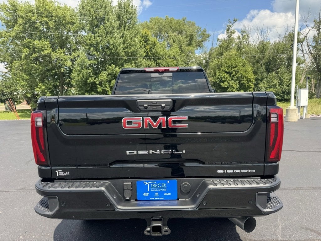 2025 GMC Sierra 2500 HD Denali