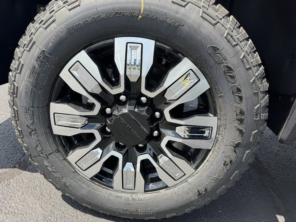 2025 GMC Sierra 2500 HD Denali