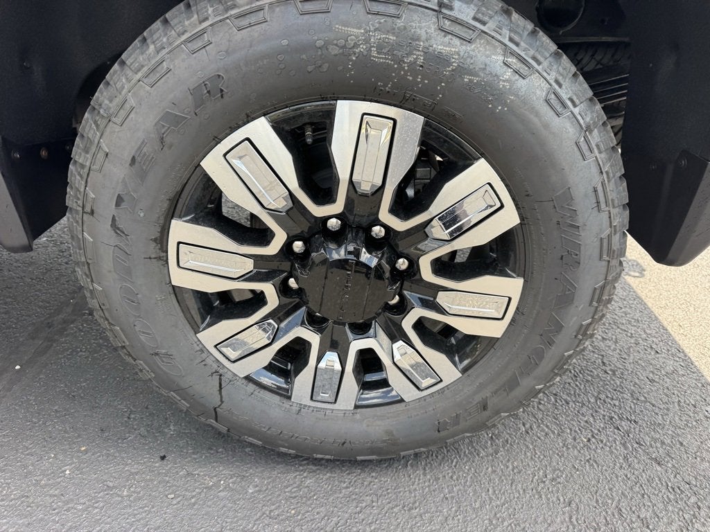 2025 GMC Sierra 2500 HD Denali