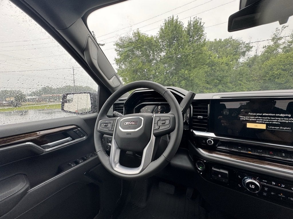 2025 GMC Sierra 1500 Elevation
