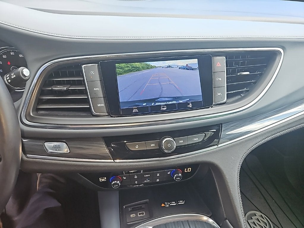2024 Buick Enclave Essence