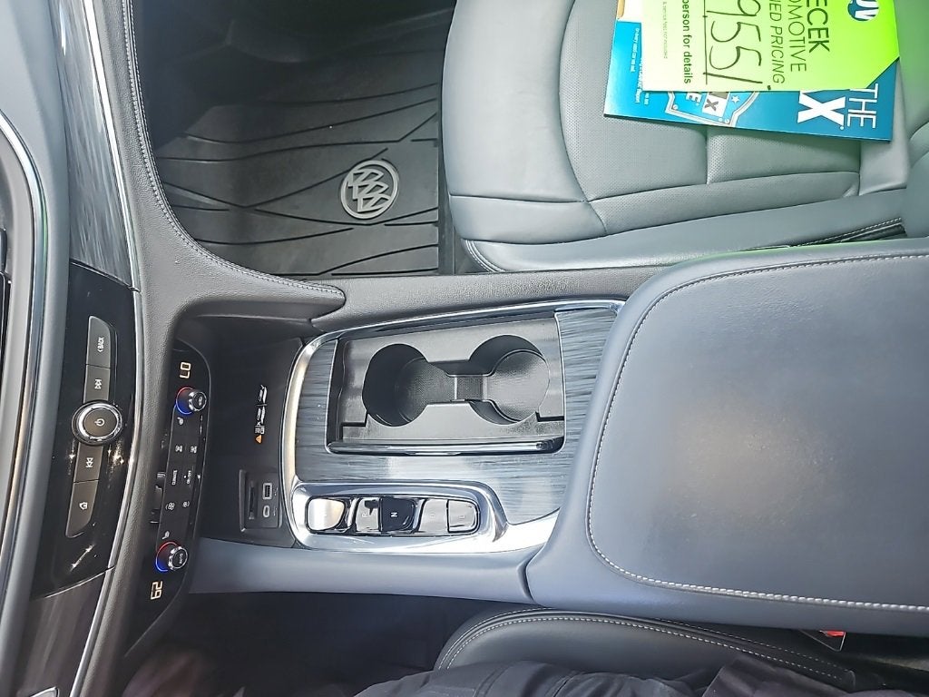 2024 Buick Enclave Essence