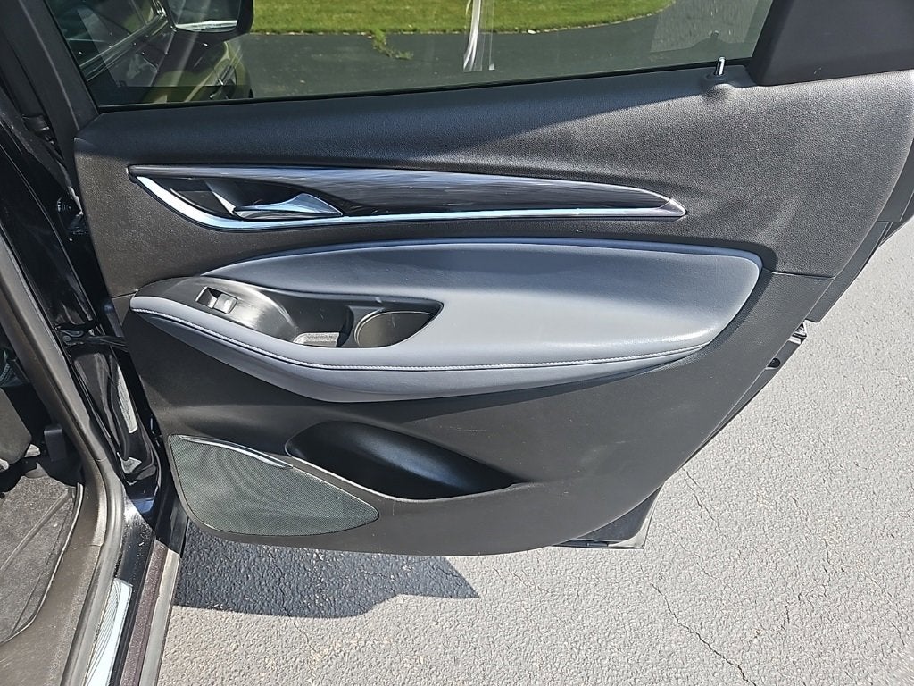 2024 Buick Enclave Essence