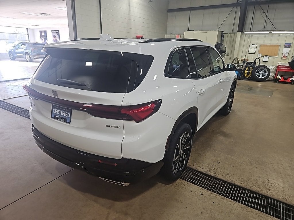 2025 Buick Enclave Sport Touring