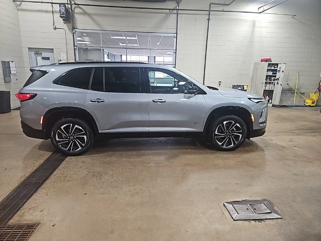 2025 Buick Enclave Sport Touring