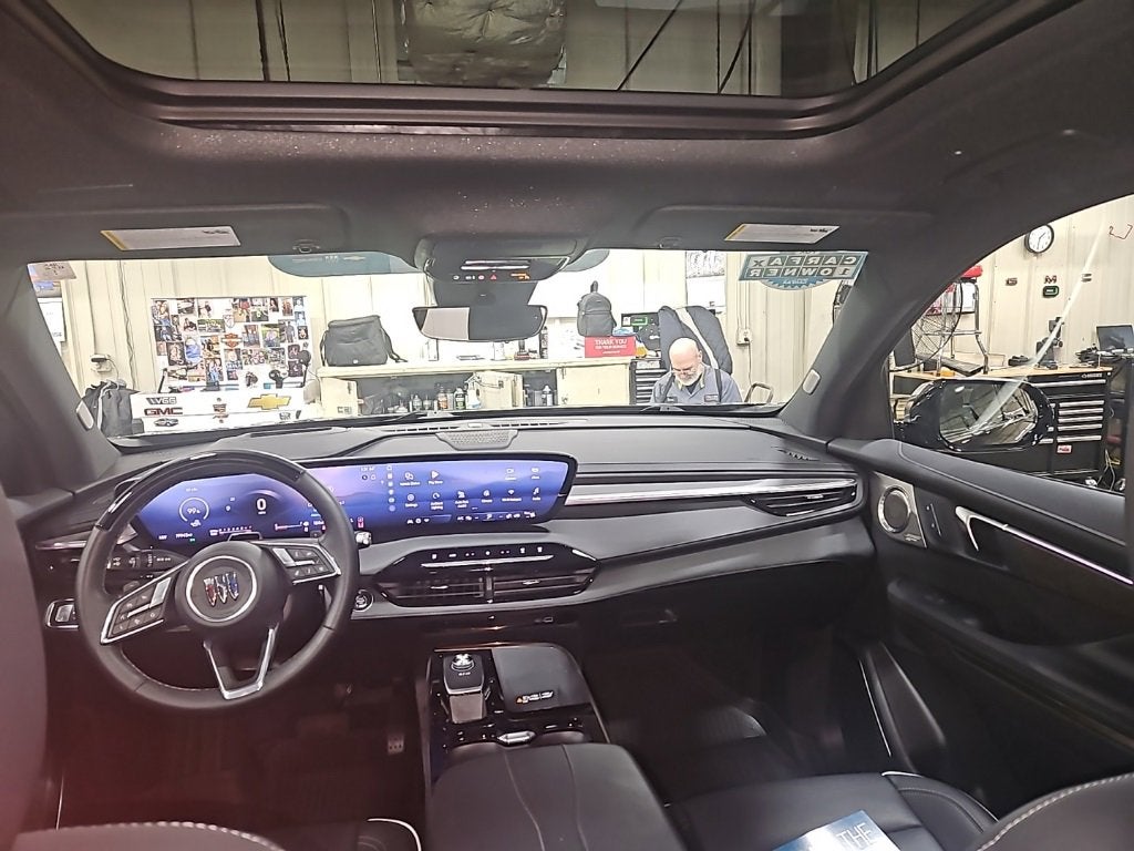 2025 Buick Enclave Avenir