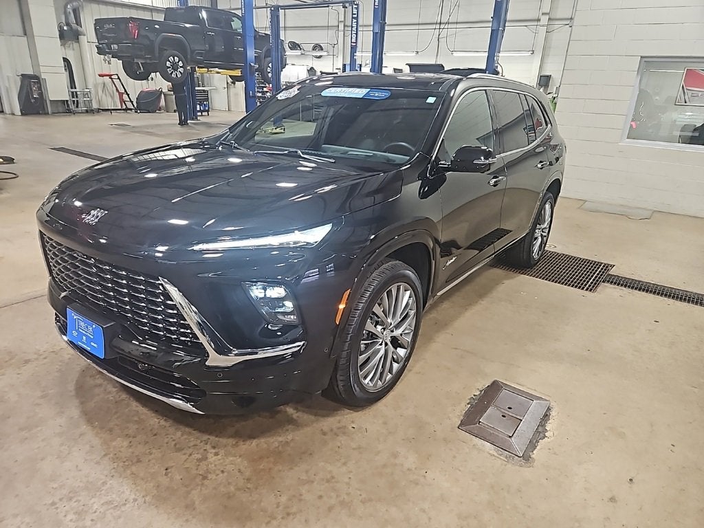 2025 Buick Enclave Avenir