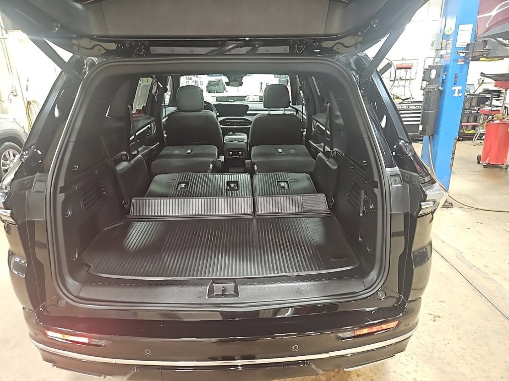 2025 Buick Enclave Avenir