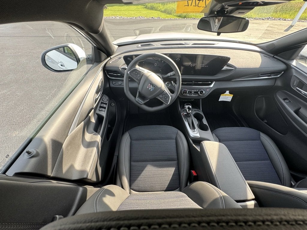 2025 Buick Envista Preferred