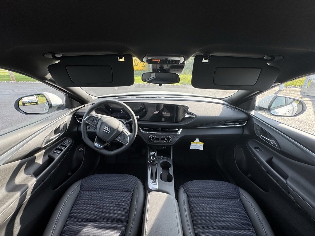 2025 Buick Envista Preferred