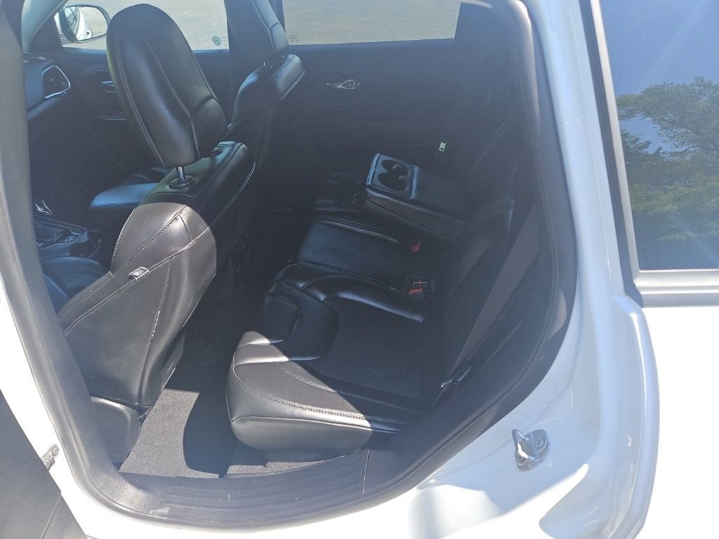 2021 Jeep Cherokee Altitude