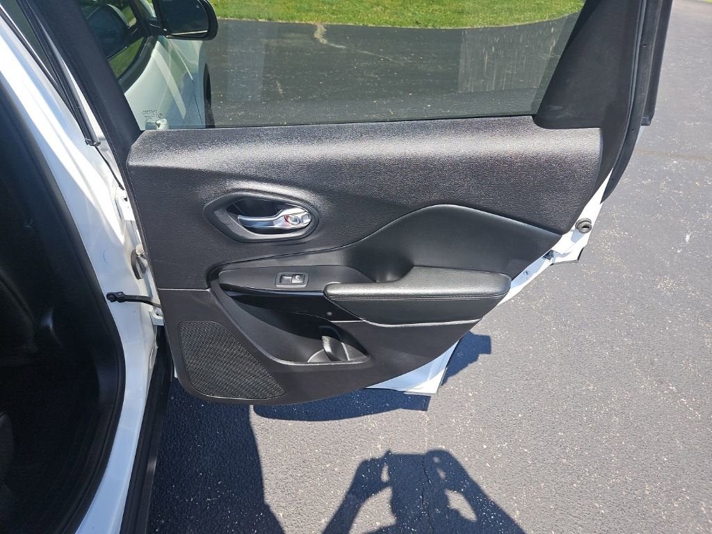 2021 Jeep Cherokee Altitude