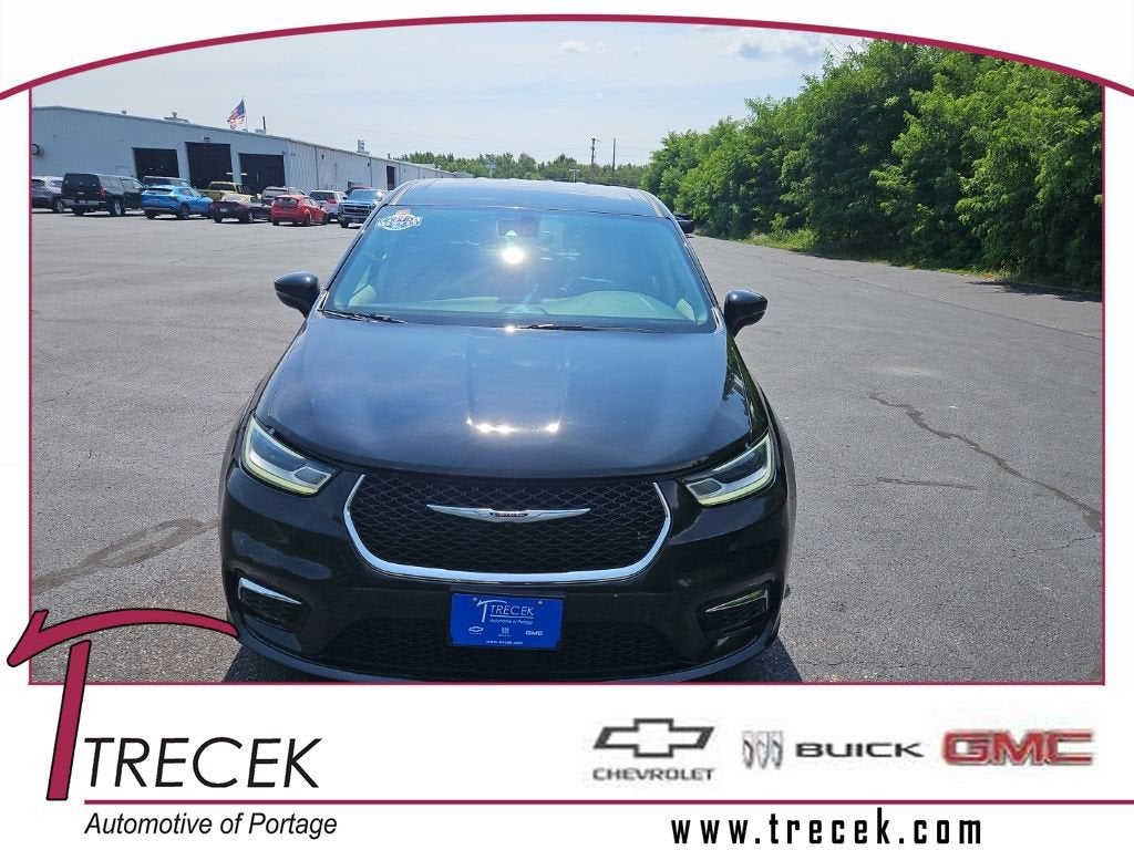 2024 Chrysler Pacifica Touring L
