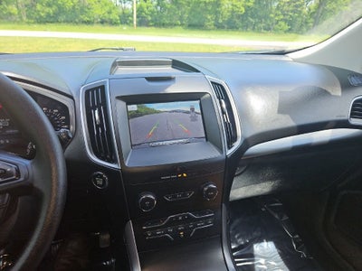 2020 Ford Edge SE