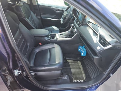 2020 Toyota RAV4 XLE Premium