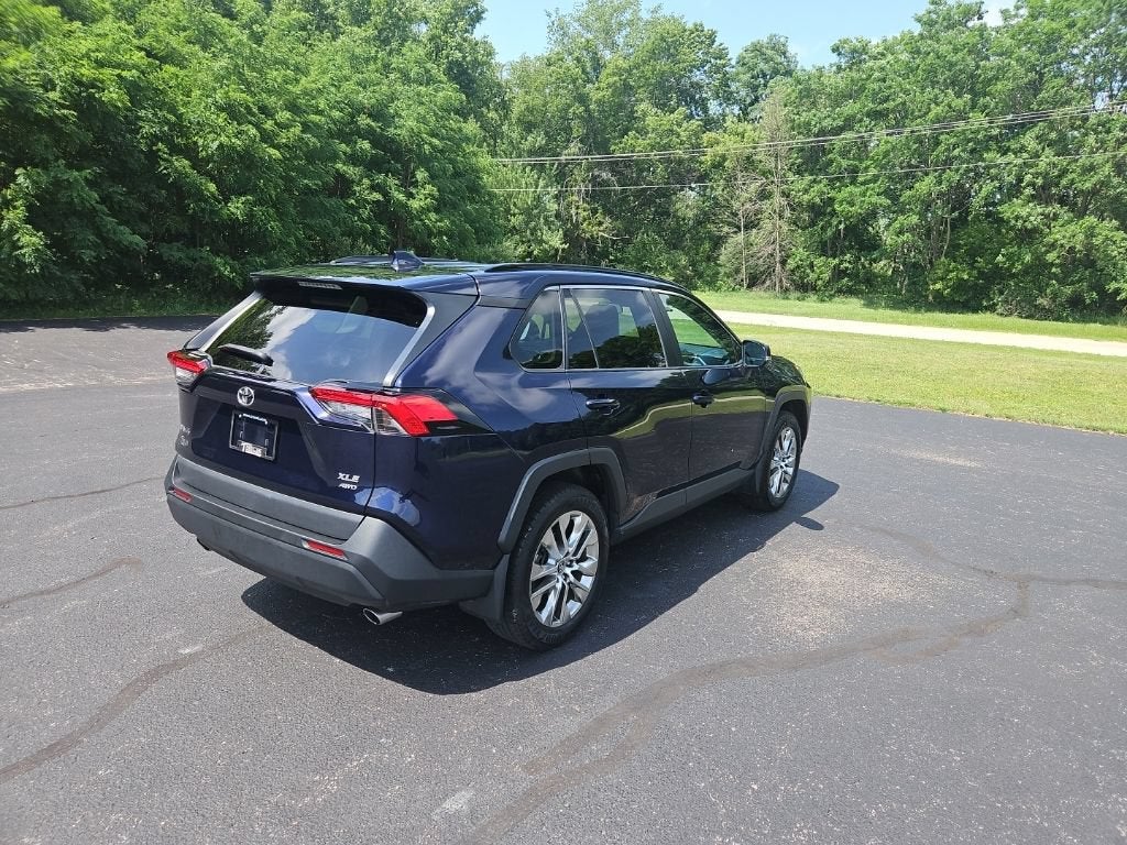 2020 Toyota RAV4 XLE Premium