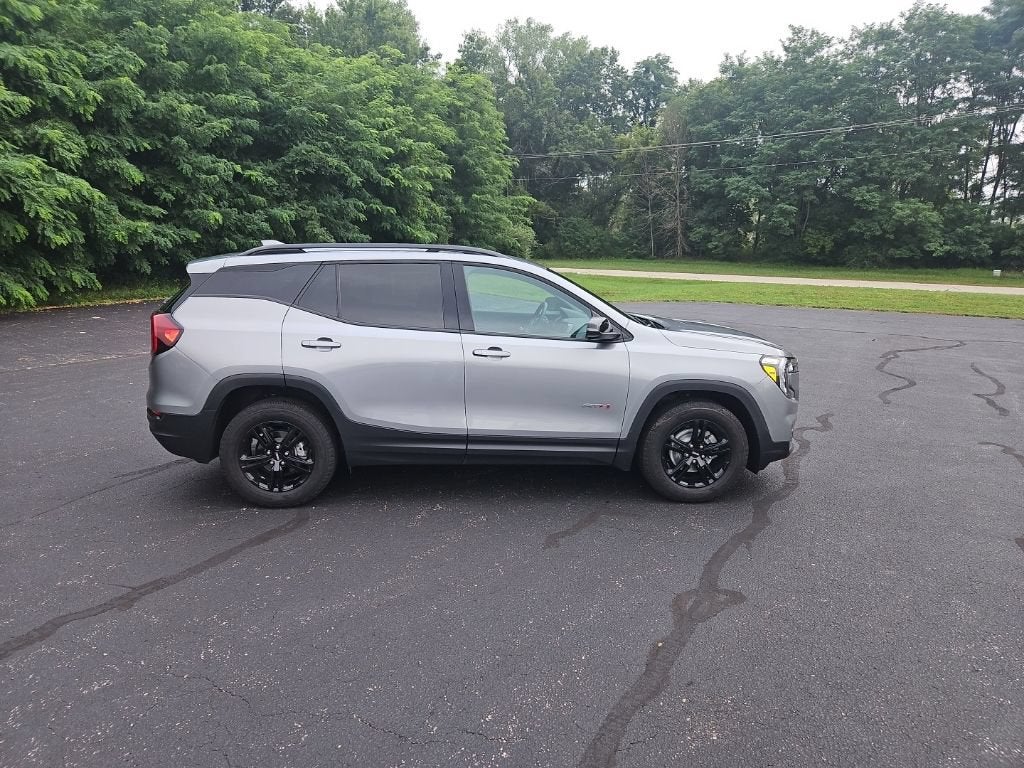 2023 GMC Terrain AT4