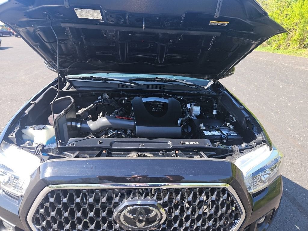 2018 Toyota Tacoma SR